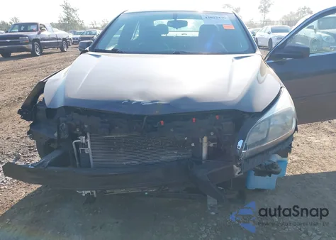 2013 Chevrolet Malibu 1Ls z USA, uszkodzony, nr VIN 1G11B5SA3DF198201